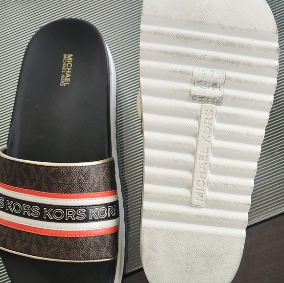 Michael kors platform Slides - womans - sz 10m - Picture 3 of 5